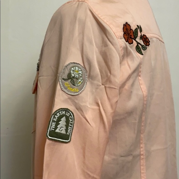 Alp & Rock Patch Embroidered Shirt - Picture 3 of 7